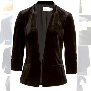 NWT Eliza J Velvet Blazer